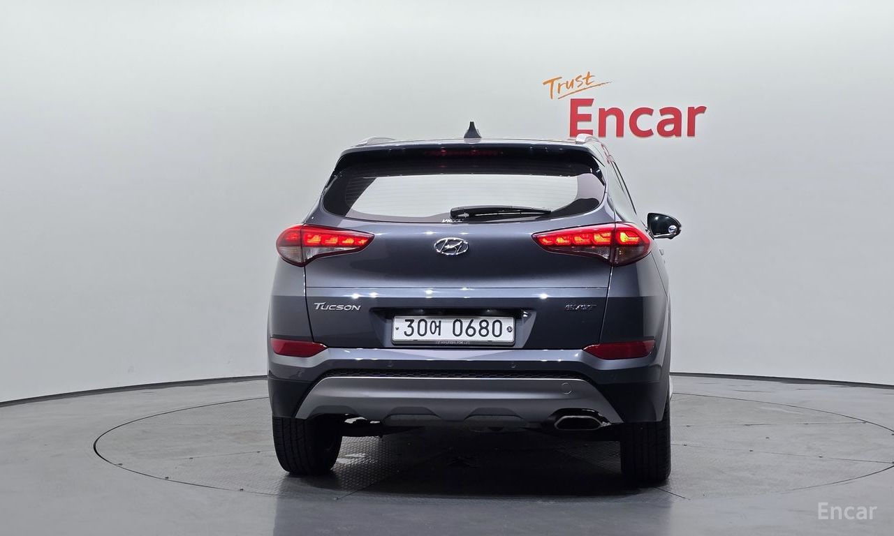 Hyundai Tucson Premium — Фотографии автомобиля 4