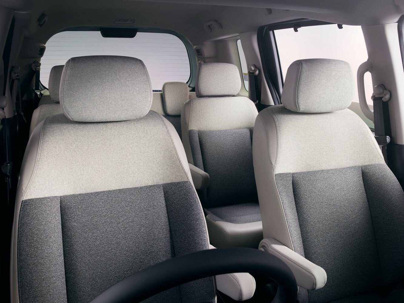 Honda Freed EX — Фотографии комплектации 6