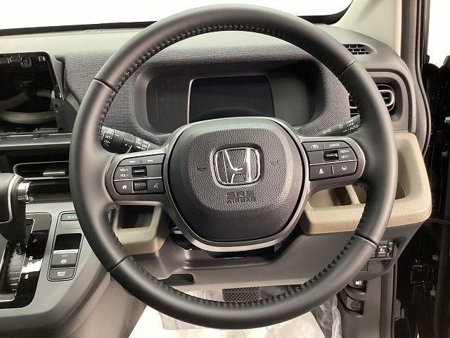 Honda Freed EX — Фотографии автомобиля 3