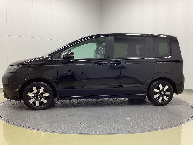 Honda Freed EX — Фотографии автомобиля 22