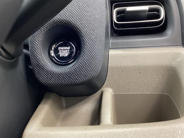 Honda Freed EX — Фотографии автомобиля 8