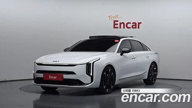 Kia K8 Signature