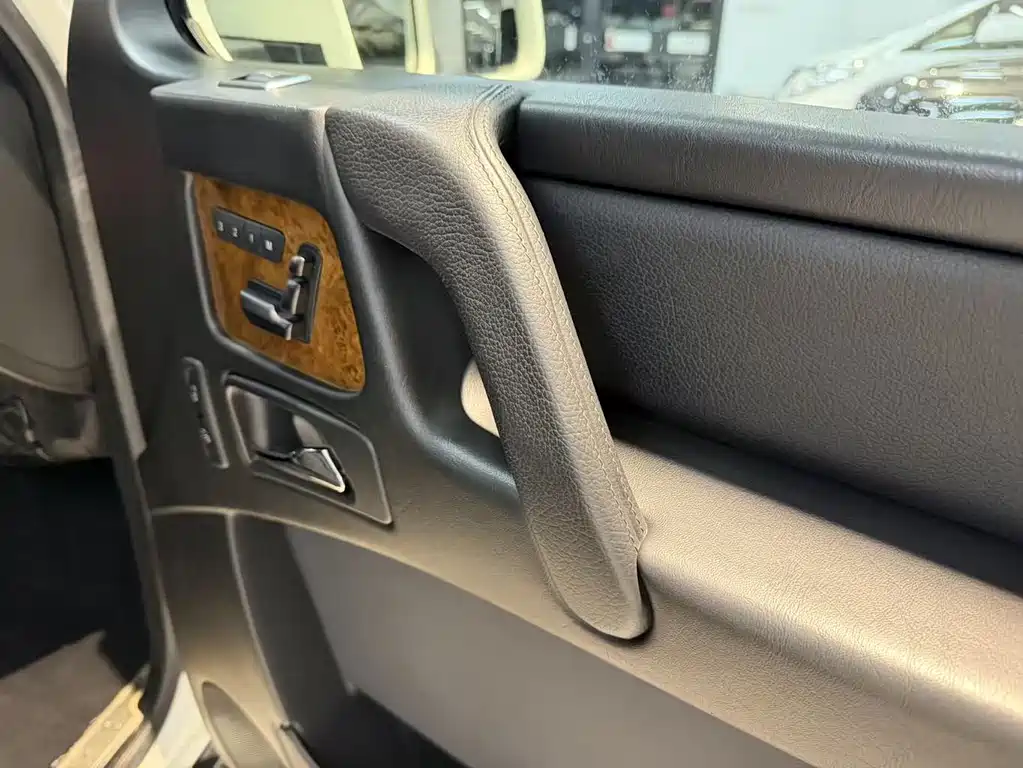 Mercedes-Benz G-Class G 2013 G 500 — Фотографии автомобиля 13