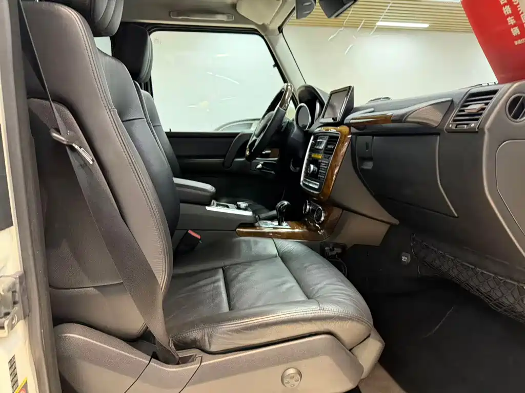Mercedes-Benz G-Class G 2013 G 500 — Фотографии автомобиля 8