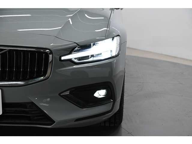 Volvo V60 B4 — Фотографии автомобиля 20