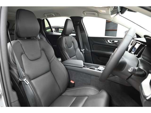Volvo V60 B4 — Фотографии автомобиля 5