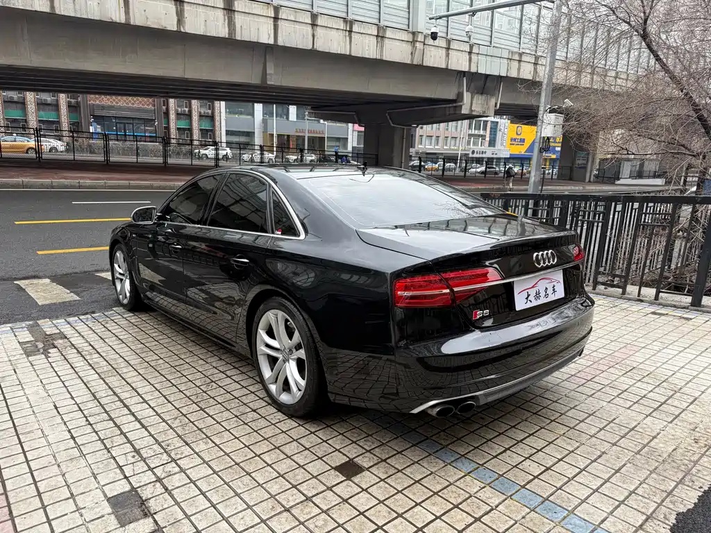Audi S8 2013 S8 4.0TFSI quattro — Фотографии автомобиля 4