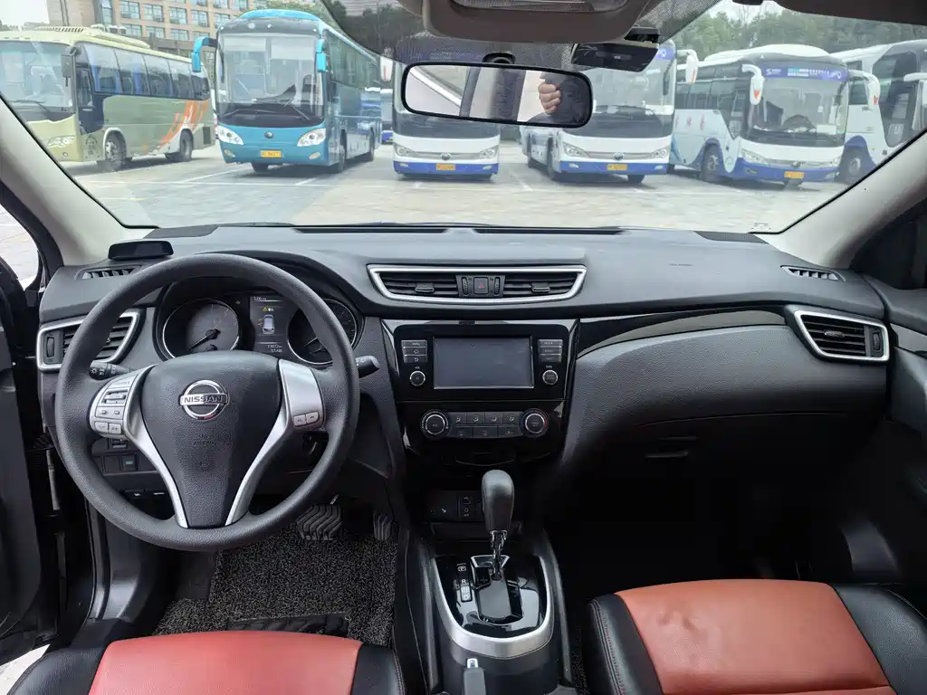 Nissan Qashqai 2017 2.0L CVT Elite V — Фотографии автомобиля 9